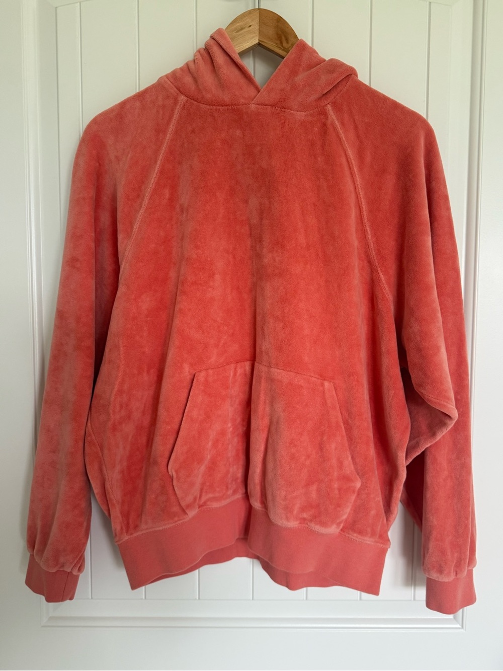 Fear of God Essentials Coral Velour Hoodie Oversized Raglan Streetwear Medium - Picture 2 of 10